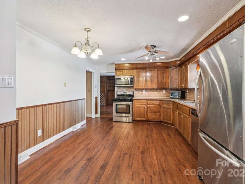 3333 Tanglewood Drive, Rock Hill, SC 29732.  MLS# CAR4276596, YatesRealty ID 1988. 