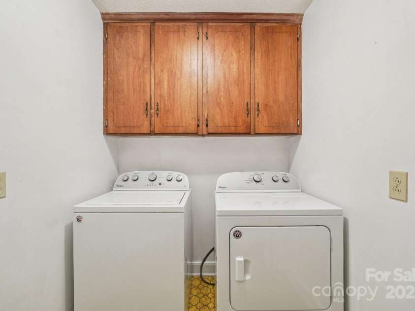 3333 Tanglewood Drive, Rock Hill, SC 29732.  MLS# CAR4276596, YatesRealty ID 1988. 