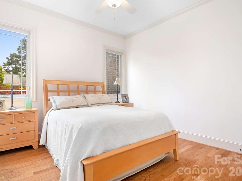1395 Strawberry Lane, Denver, NC 28037.  MLS# CAR4370070, YatesRealty ID 19880. This bright and fresh room makes for a great secondary bedroom