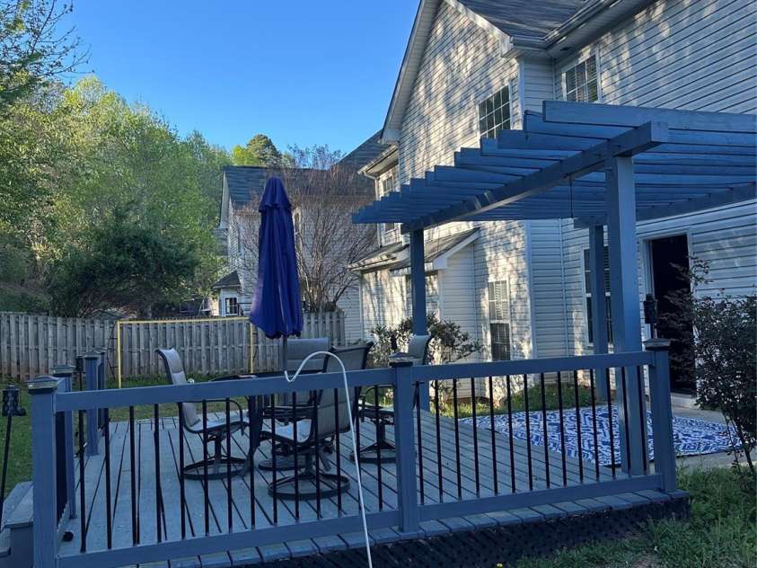 5207 Sunriver Road, Gastonia, NC 28054.  MLS# CAR4361713, YatesRealty ID 19881. 