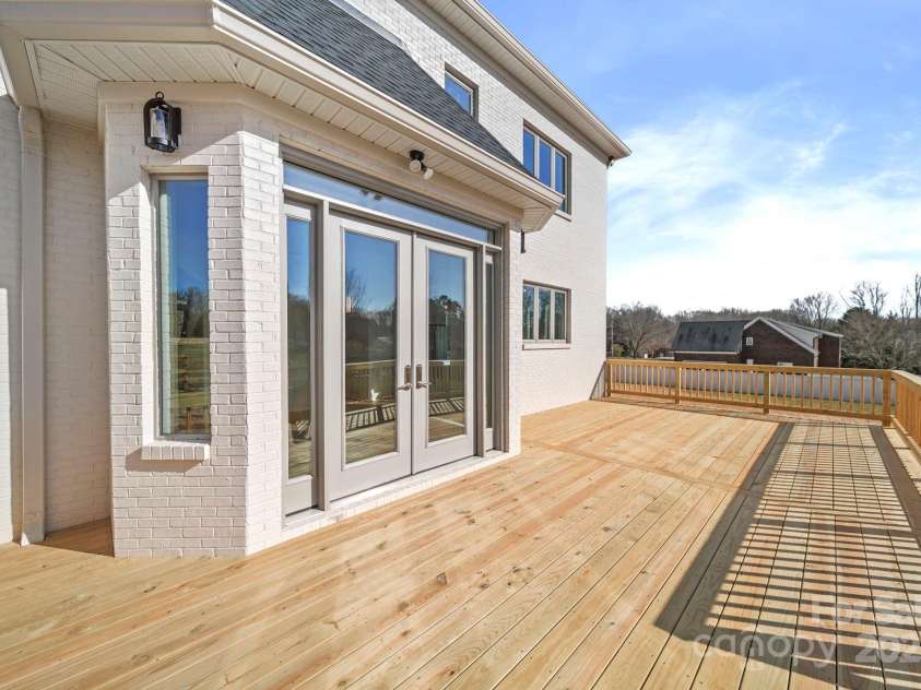 16612 Blackberry Hills Drive, Midland, NC 28107.  MLS# CAR4327675, YatesRealty ID 19882. 