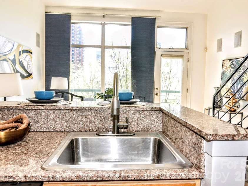 115 Park Avenue, Charlotte, NC 28203.  MLS# CAR4369074, YatesRealty ID 19883. 