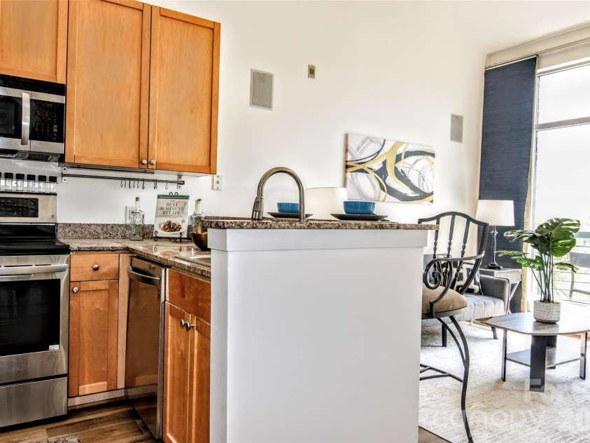 115 Park Avenue, Charlotte, NC 28203.  MLS# CAR4369074, YatesRealty ID 19883. 