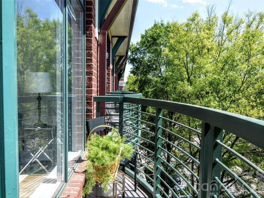 115 Park Avenue, Charlotte, NC 28203.  MLS# CAR4369074, YatesRealty ID 19883. 