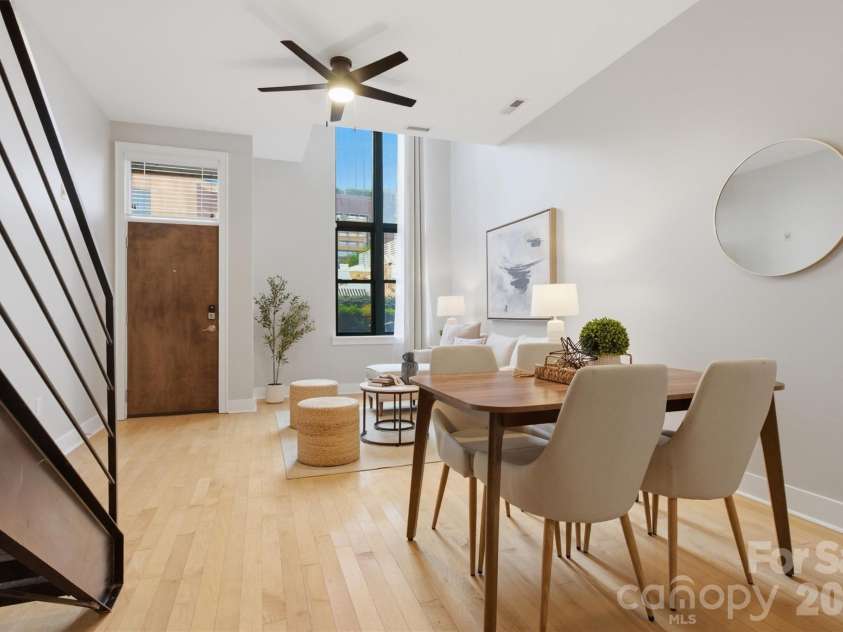 115 Park Avenue, Charlotte, NC 28203.  MLS# CAR4375422, YatesRealty ID 19883. Dining room. 