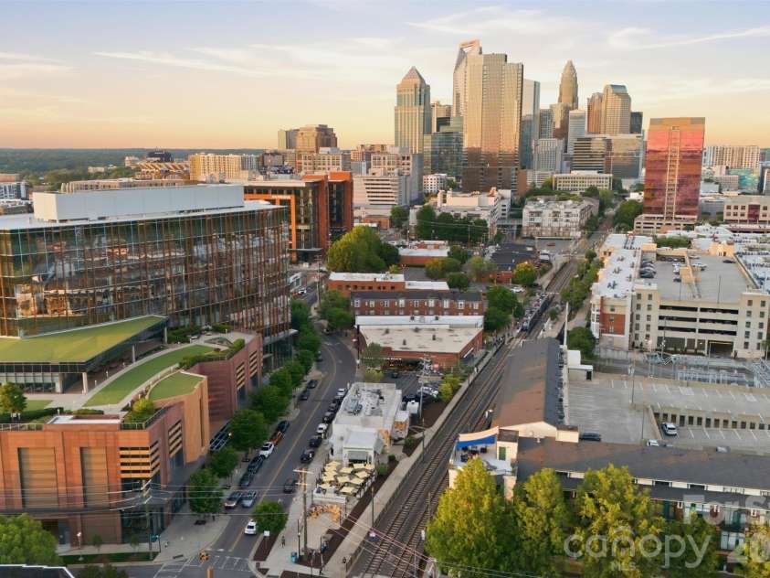 115 Park Avenue, Charlotte, NC 28203.  MLS# CAR4375422, YatesRealty ID 19883. Queen City skyline right outside your door.