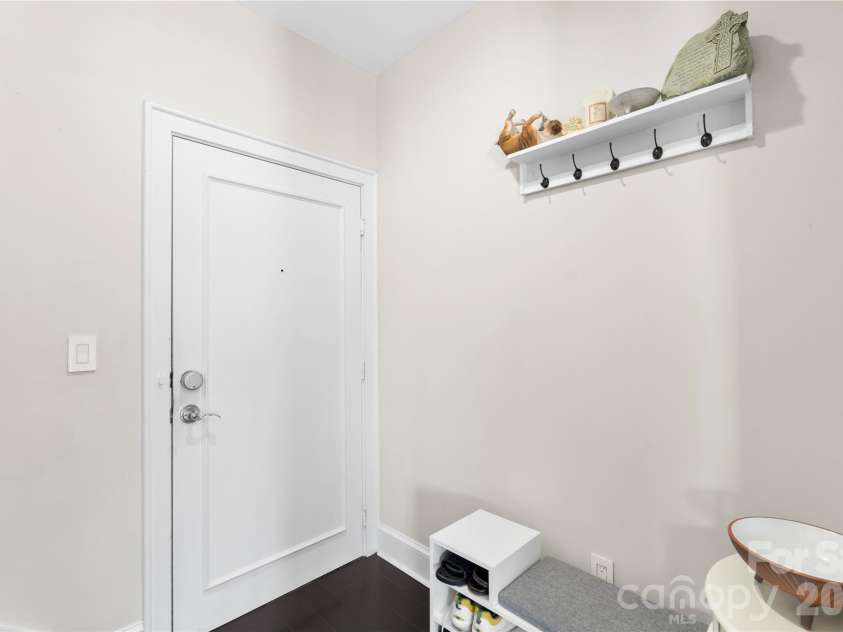 115 Park Avenue, Charlotte, NC 28203.  MLS# CAR4380379, YatesRealty ID 19883. 