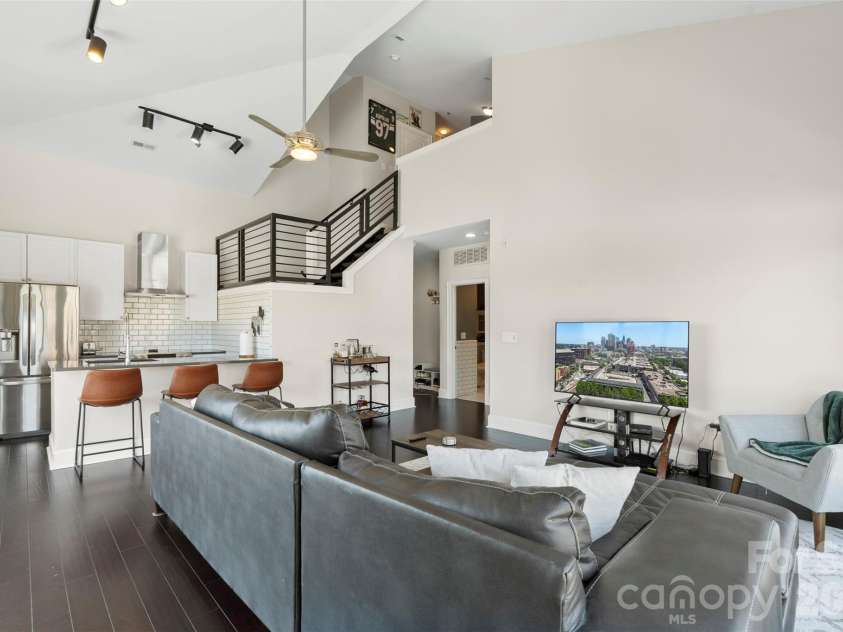 115 Park Avenue, Charlotte, NC 28203.  MLS# CAR4380379, YatesRealty ID 19883. 