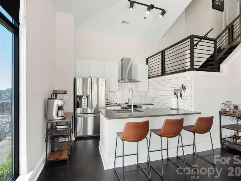 115 Park Avenue, Charlotte, NC 28203.  MLS# CAR4380379, YatesRealty ID 19883. 