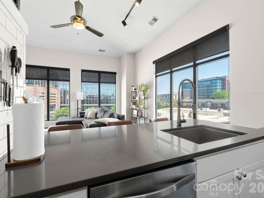 115 Park Avenue, Charlotte, NC 28203.  MLS# CAR4380379, YatesRealty ID 19883. 