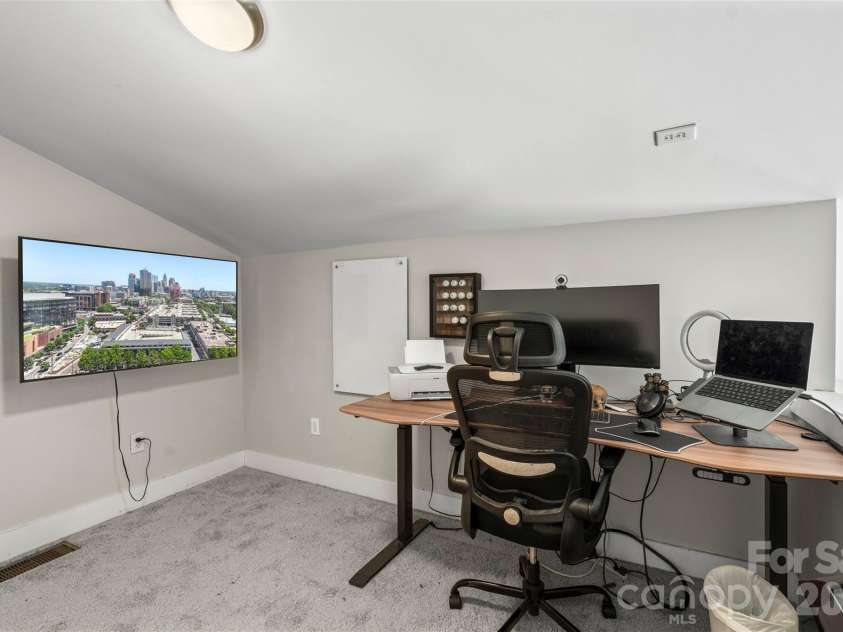 115 Park Avenue, Charlotte, NC 28203.  MLS# CAR4380379, YatesRealty ID 19883. 