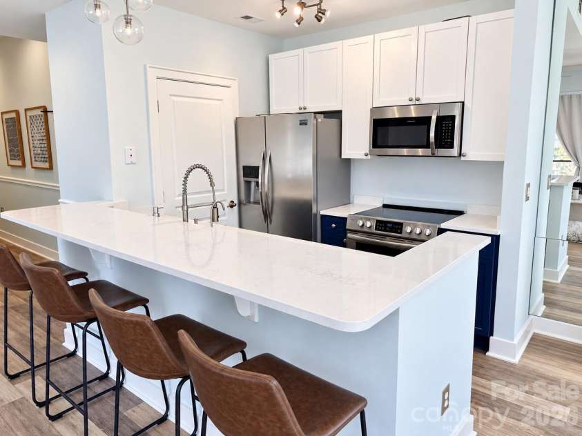 115 Park Avenue, Charlotte, NC 28203.  MLS# CAR4424783, YatesRealty ID 19883. 