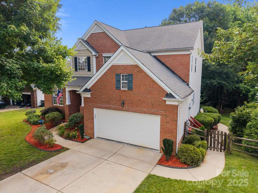 10919 Valley Spring Drive, Charlotte, NC 28277.  MLS# CAR4268812, YatesRealty ID 19884. 
