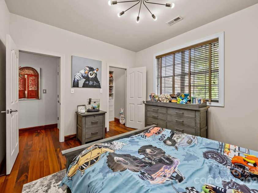 10919 Valley Spring Drive, Charlotte, NC 28277.  MLS# CAR4268812, YatesRealty ID 19884. 
