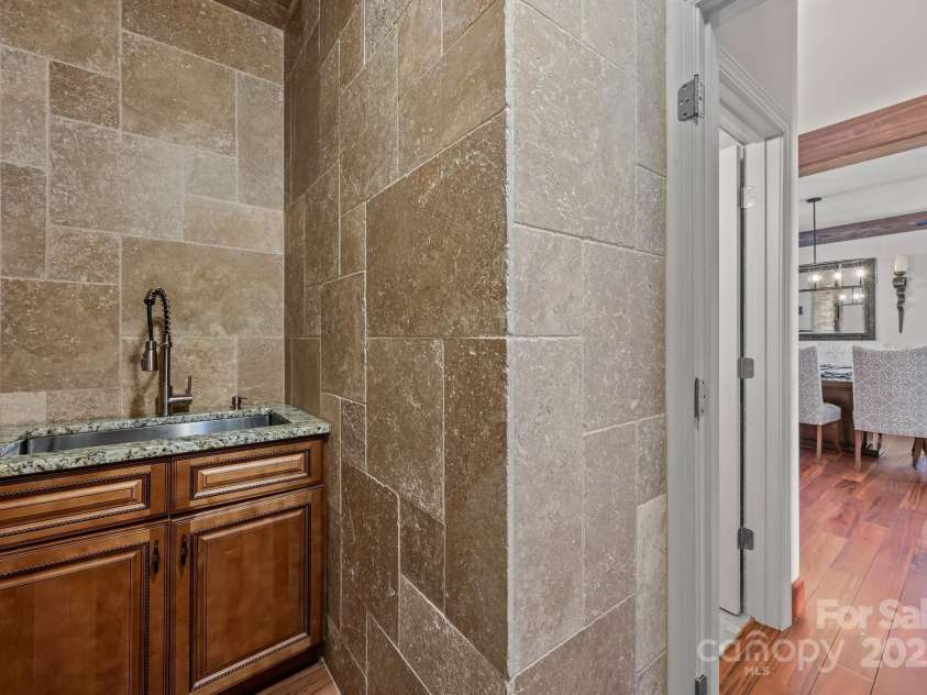 10919 Valley Spring Drive, Charlotte, NC 28277.  MLS# CAR4268812, YatesRealty ID 19884. 