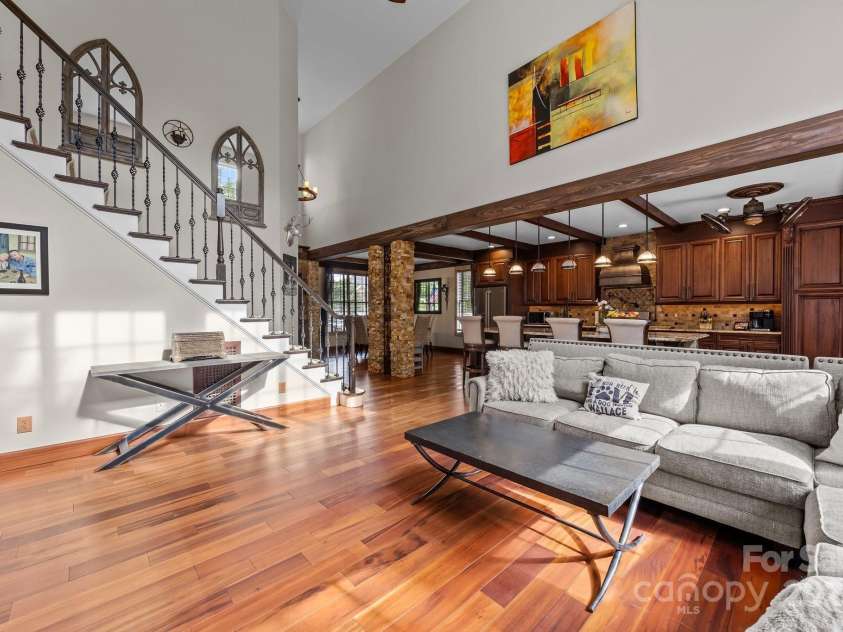 10919 Valley Spring Drive, Charlotte, NC 28277.  MLS# CAR4268812, YatesRealty ID 19884. 