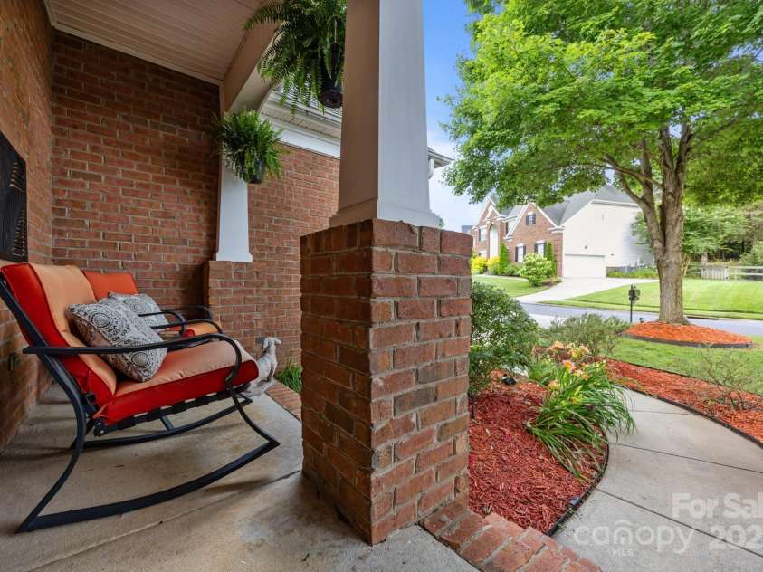 10919 Valley Spring Drive, Charlotte, NC 28277.  MLS# CAR4268812, YatesRealty ID 19884. 