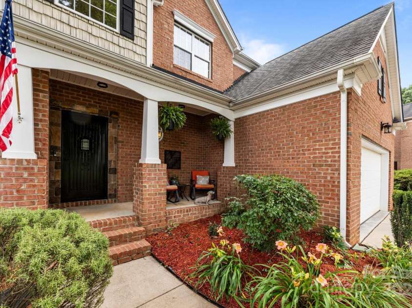 10919 Valley Spring Drive, Charlotte, NC 28277.  MLS# CAR4268812, YatesRealty ID 19884. 
