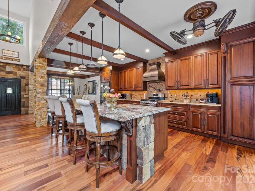 10919 Valley Spring Drive, Charlotte, NC 28277.  MLS# CAR4268812, YatesRealty ID 19884. 