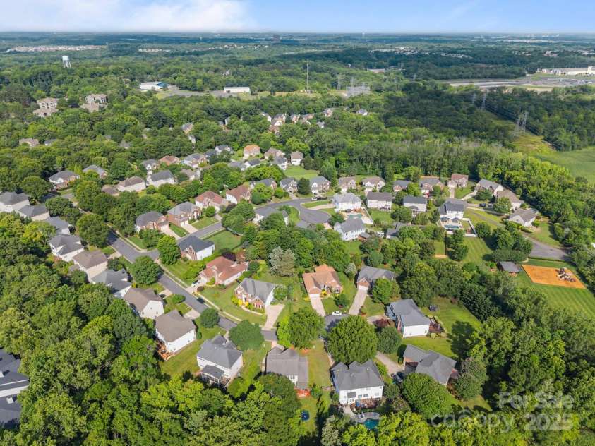 10919 Valley Spring Drive, Charlotte, NC 28277.  MLS# CAR4268812, YatesRealty ID 19884. 