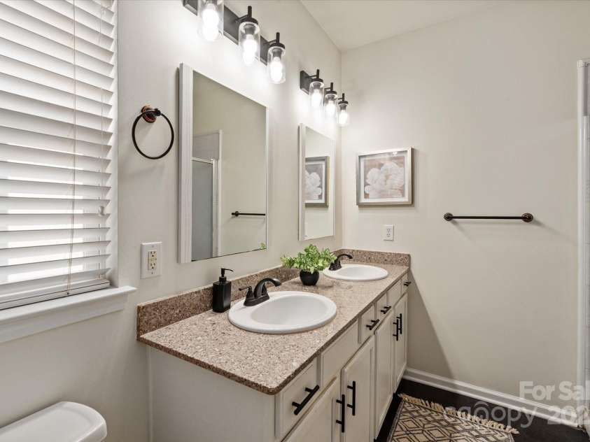 1003 Grayscroft Drive, Waxhaw, NC 28173.  MLS# CAR4267895, YatesRealty ID 19885. 