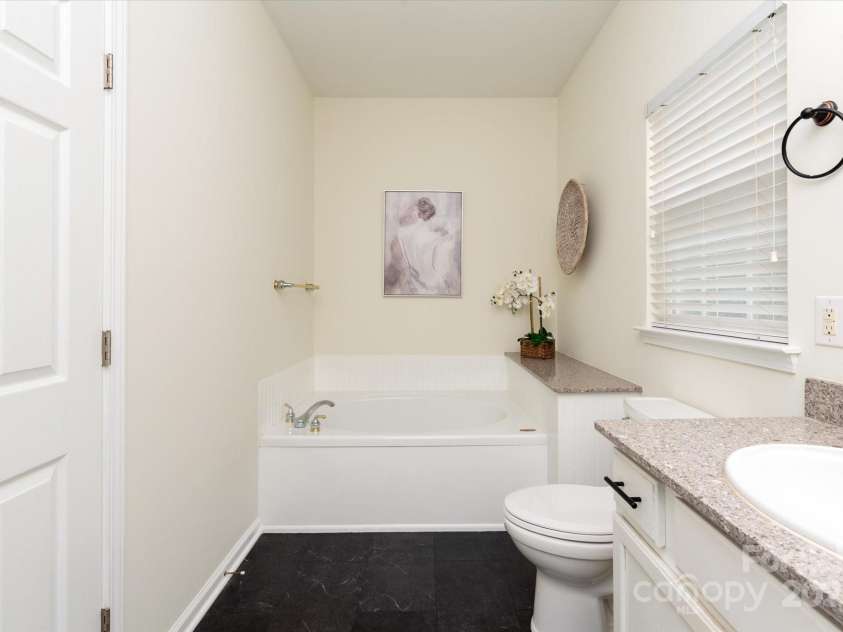 1003 Grayscroft Drive, Waxhaw, NC 28173.  MLS# CAR4267895, YatesRealty ID 19885. 