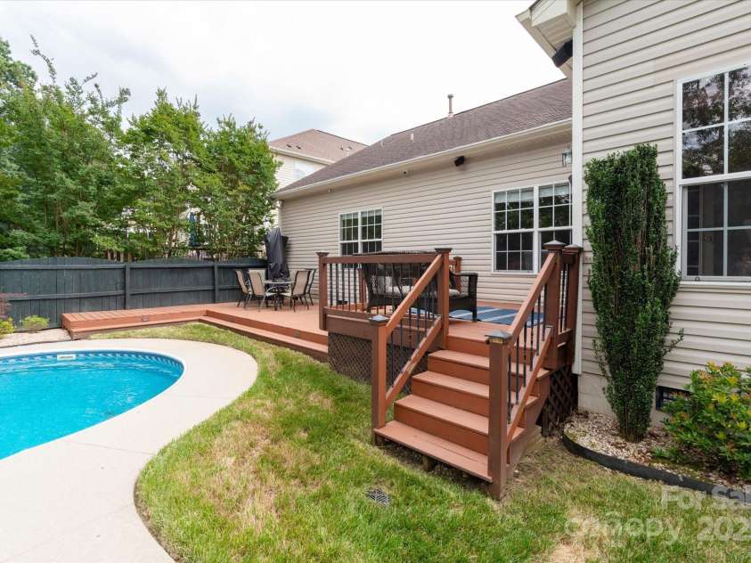 1003 Grayscroft Drive, Waxhaw, NC 28173.  MLS# CAR4267895, YatesRealty ID 19885. 