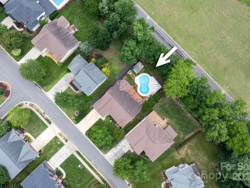 1003 Grayscroft Drive, Waxhaw, NC 28173.  MLS# CAR4267895, YatesRealty ID 19885. 