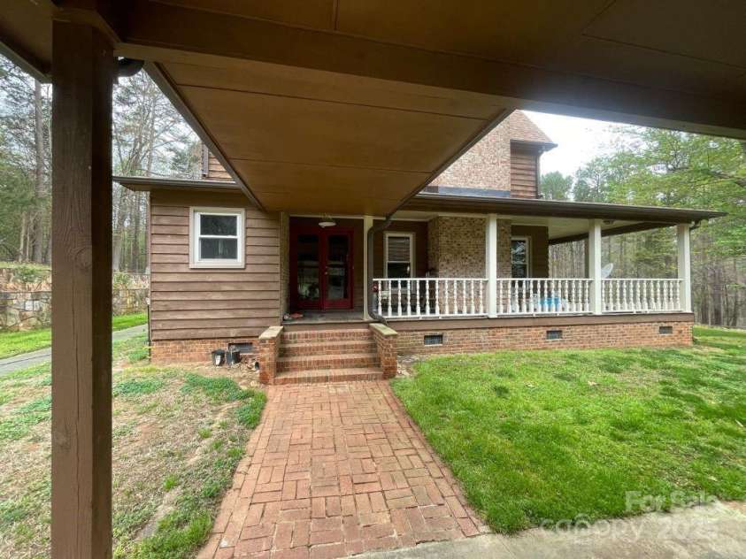 3452 Odell School Road, Concord, NC 28027.  MLS# CAR4243421, YatesRealty ID 19887. 26