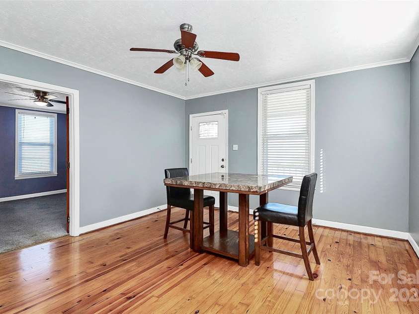 511 Elliott Street, Chester, SC 29706.  MLS# CAR4309653, YatesRealty ID 19887. 