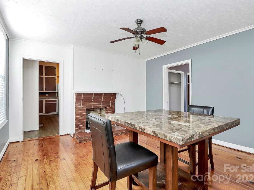 511 Elliott Street, Chester, SC 29706.  MLS# CAR4309653, YatesRealty ID 19887. 