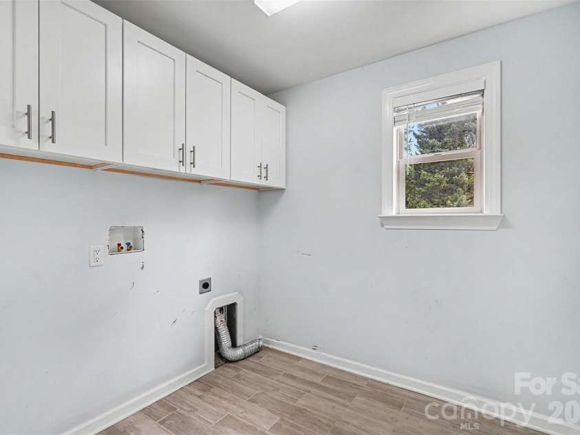 786 Ideal Drive, Concord, NC 28025.  MLS# CAR4376959, YatesRealty ID 19888. 