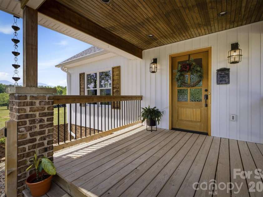 4190 Burkemont Road, Morganton, NC 28655.  MLS# CAR4377748, YatesRealty ID 19889. 