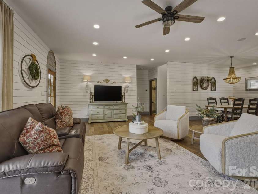 4190 Burkemont Road, Morganton, NC 28655.  MLS# CAR4377748, YatesRealty ID 19889. 