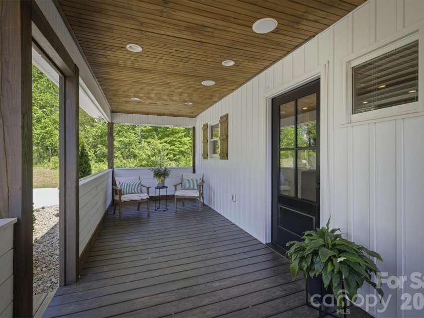 4190 Burkemont Road, Morganton, NC 28655.  MLS# CAR4377748, YatesRealty ID 19889. 