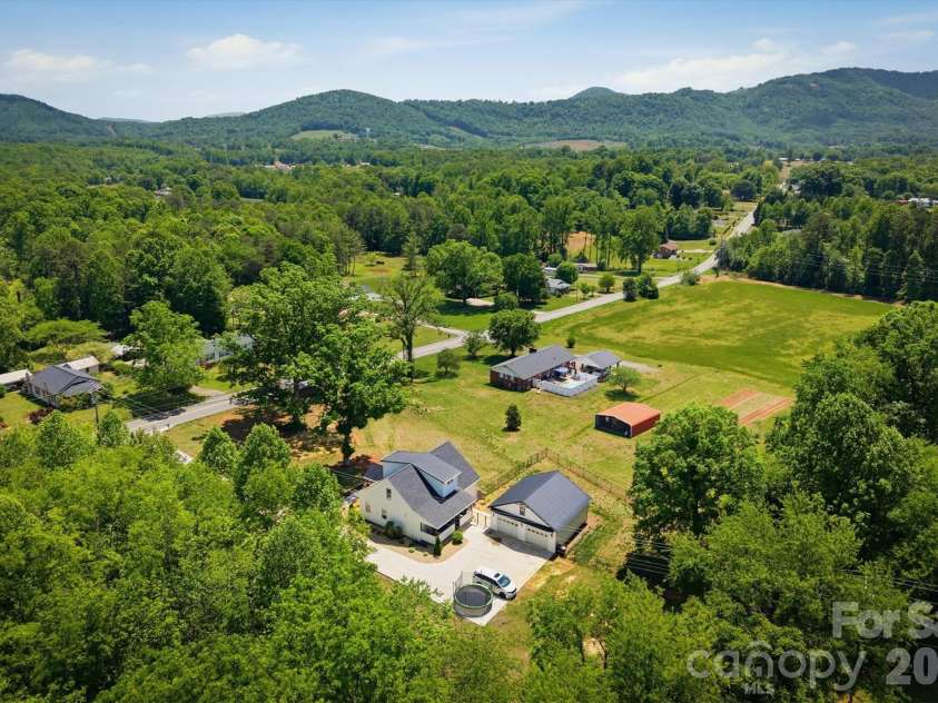 4190 Burkemont Road, Morganton, NC 28655.  MLS# CAR4377748, YatesRealty ID 19889. 