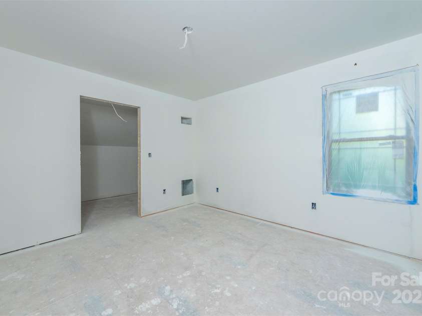 105 Bartram Way, Black Mountain, NC 28711.  MLS# CAR4330649, YatesRealty ID 1989. Bedroom 2 Upstairs