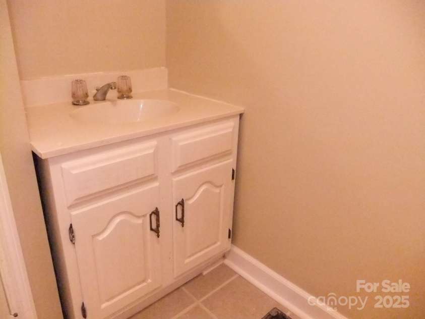 1629 & 1631 Harris Road, Fort Mill, SC 29708.  MLS# CAR4276684, YatesRealty ID 1989. 1631 Harris Bath Vanity