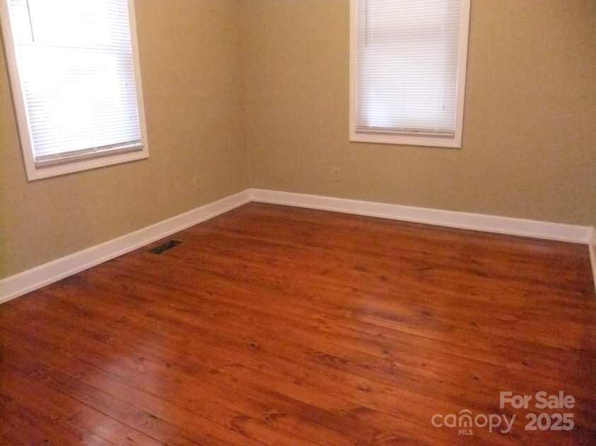 1629 & 1631 Harris Road, Fort Mill, SC 29708.  MLS# CAR4276684, YatesRealty ID 1989. 1631 Harris Living Room