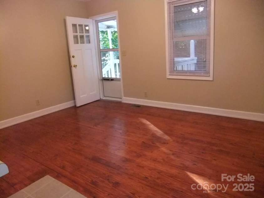 1629 & 1631 Harris Road, Fort Mill, SC 29708.  MLS# CAR4276684, YatesRealty ID 1989. 1631 Harris Living Room