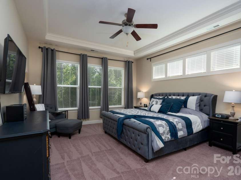 478 Iron Horse Lane, Midland, NC 28107.  MLS# CAR4371035, YatesRealty ID 19891. Primary Bed - main level