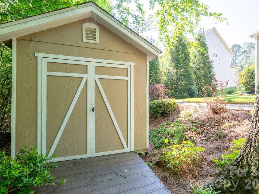 478 Iron Horse Lane, Midland, NC 28107.  MLS# CAR4371035, YatesRealty ID 19891. Shed