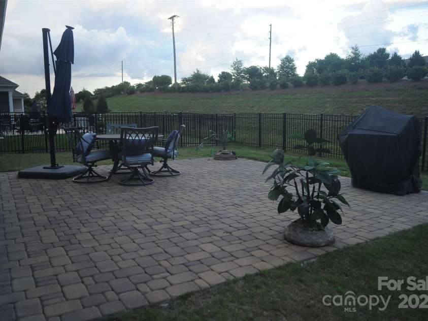 813 LATROBE Drive, Iron Station, NC 28080.  MLS# CAR4258445, YatesRealty ID 19891. 