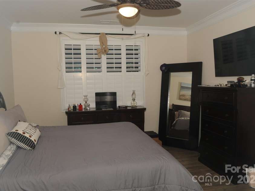 813 LATROBE Drive, Iron Station, NC 28080.  MLS# CAR4258445, YatesRealty ID 19891. 