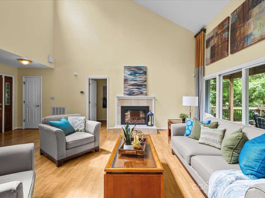 106 Boyter Court, Cramerton, NC 28032.  MLS# CAR4270175, YatesRealty ID 19893. 