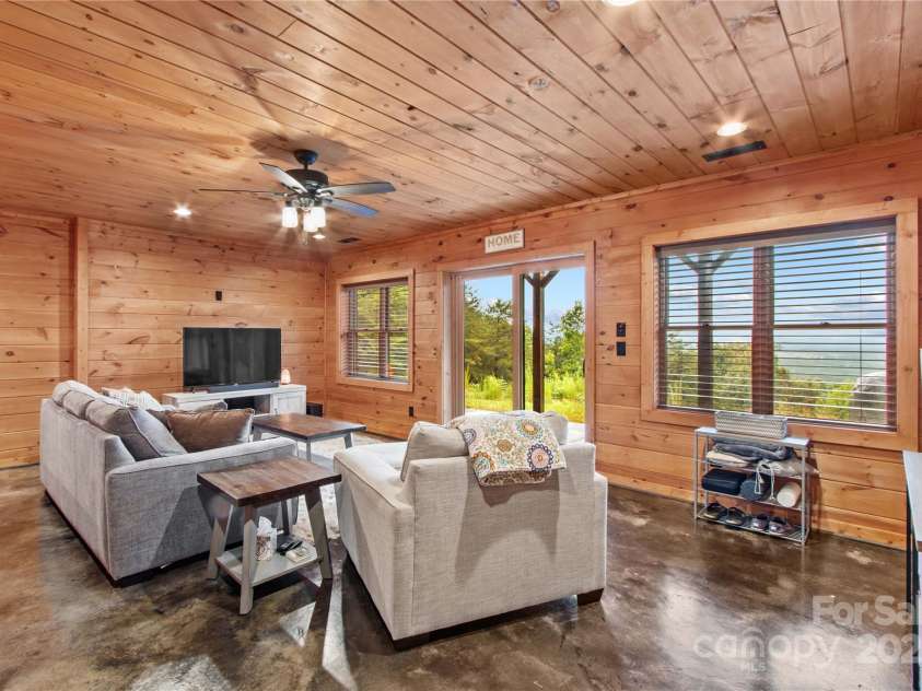 1220 Sierra Trace Road, Denton, NC 27239.  MLS# CAR4289896, YatesRealty ID 19896. 