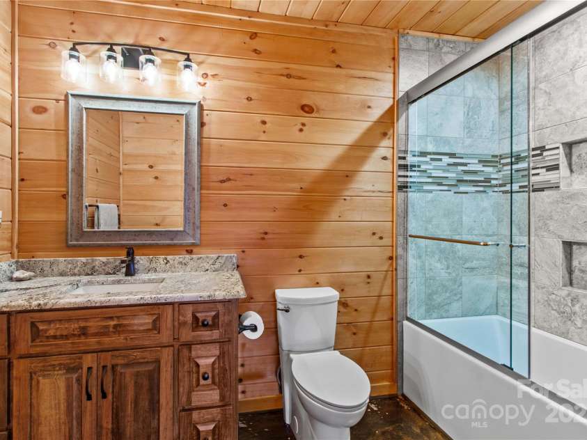 1220 Sierra Trace Road, Denton, NC 27239.  MLS# CAR4289896, YatesRealty ID 19896. 