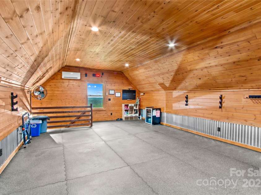 1220 Sierra Trace Road, Denton, NC 27239.  MLS# CAR4289896, YatesRealty ID 19896. 
