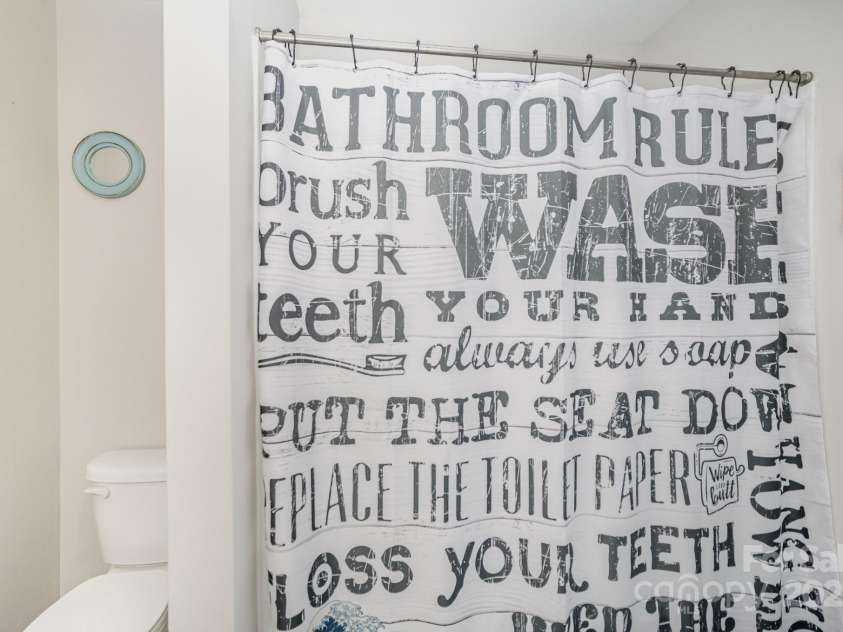 5948 River Meadow Court, Charlotte, NC 28213.  MLS# CAR4239641, YatesRealty ID 19897. 