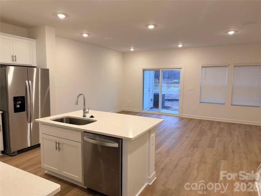 8112 Hidden Springs Trail, Charlotte, NC 28216.  MLS# CAR4343963, YatesRealty ID 19897. 